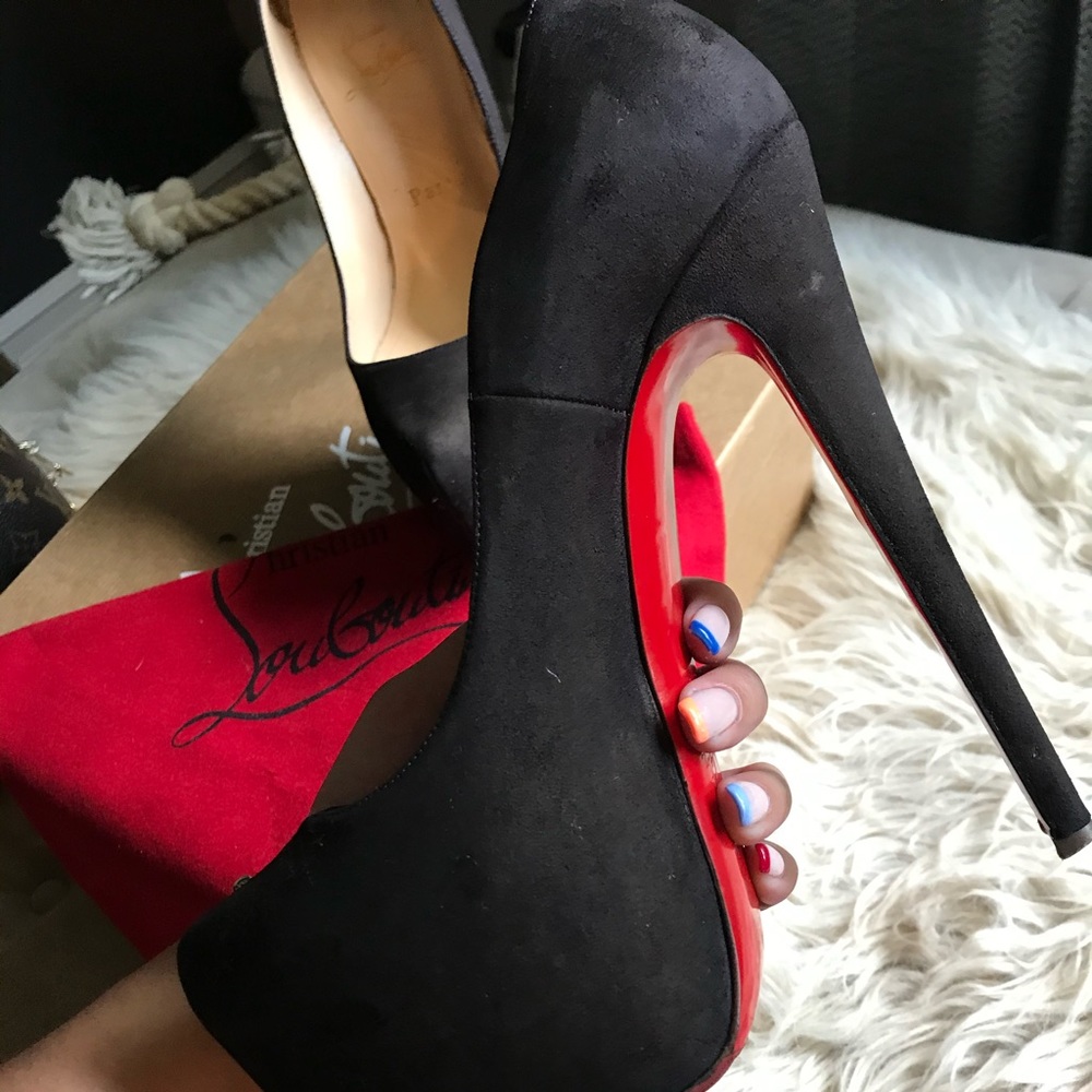 Christian Louboutin❤️❤️💕